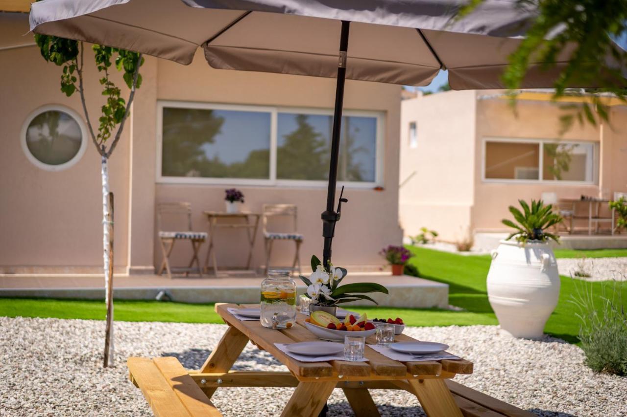 Modular Bungalows With Heated Pool Artemis Greece Esterno foto